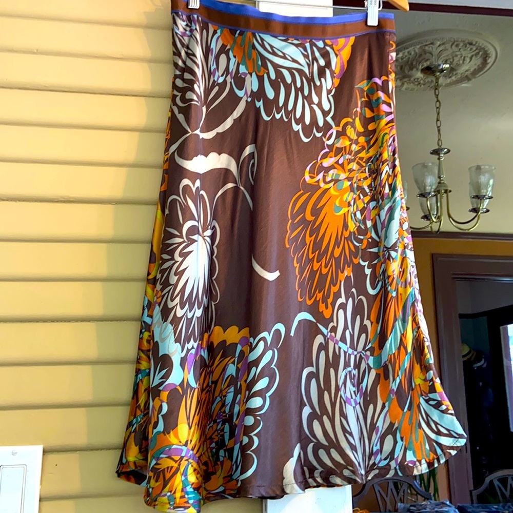 YERA SILKY SKIRT SIZE40/10
